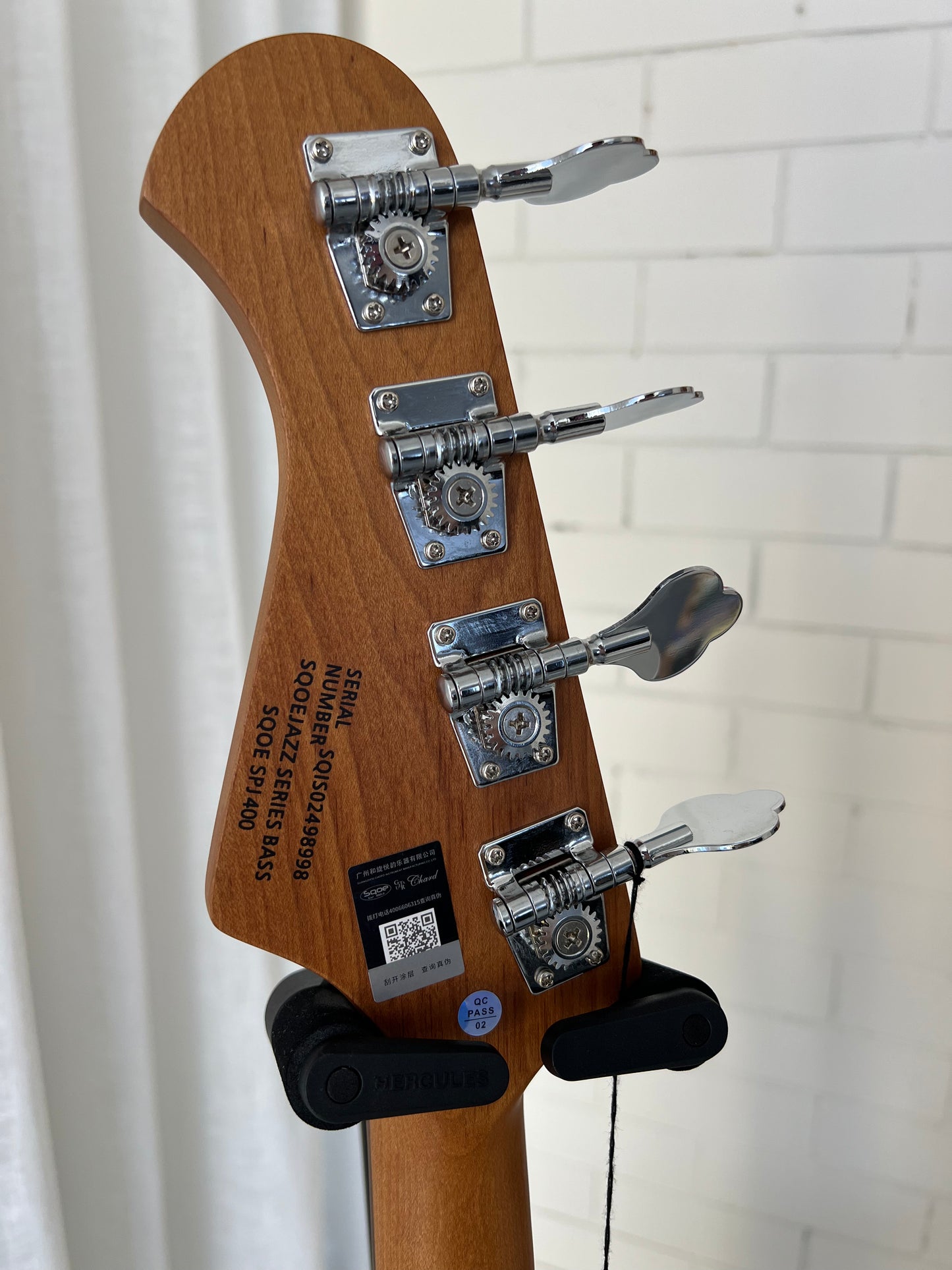SQOE SJB400 Short Scale Bass Guitar